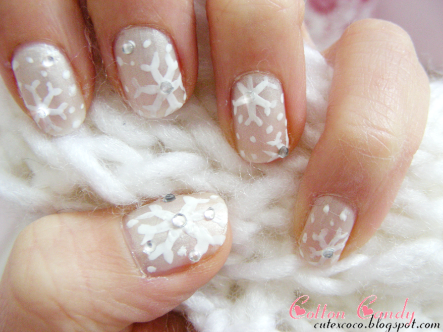 4. Pink and Gold Snowflake Nail Design - wide 6
