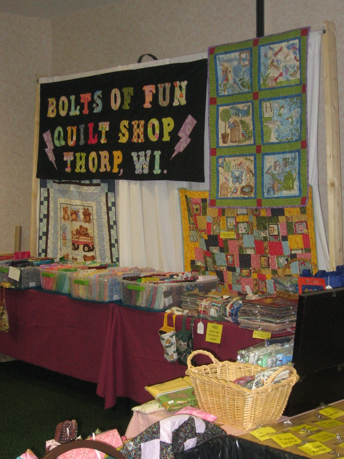 Tails From the Farm Hayward Piecemakers Quilt Show July 2728, 2012