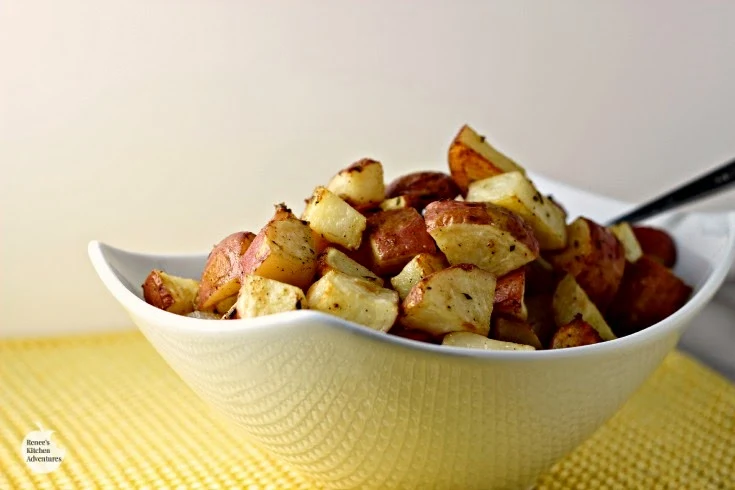 Roasted Rosemary Dijon Potatoes | by Renee's Kitchen Adventures - Easy recipe for a healthy potato side dish with pizzazz! 