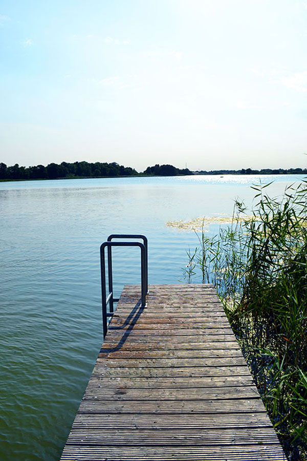Meine grosse #sommerliebe ... zu Gast bei BerlinMitteMom wunderschöner Ausblick auf den See vom Steg ... hauptstadtpuppig sommerliebe