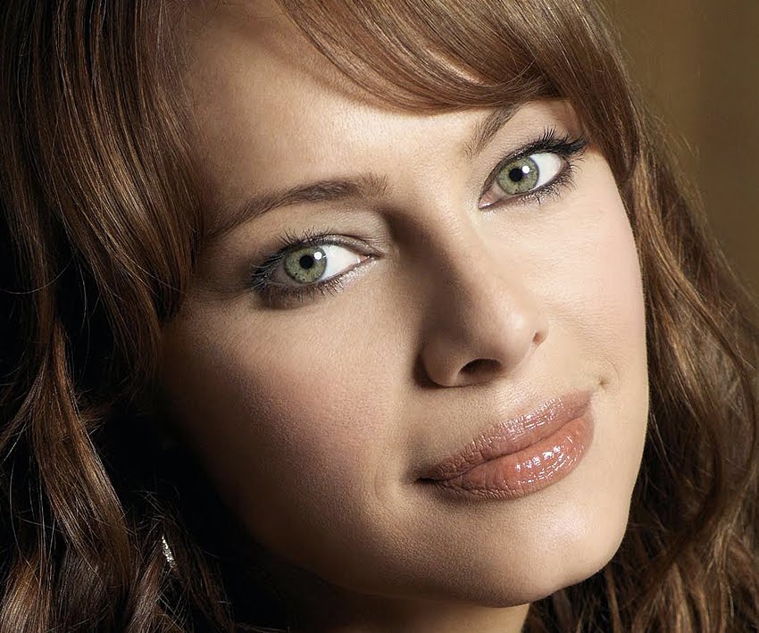Fashion News Inspired: Sexy Melinda Clarke