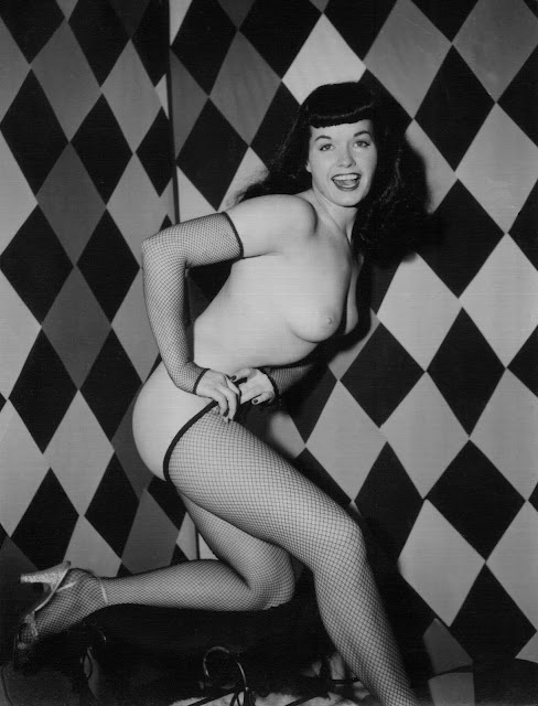 Bettie Online page (Pin Up Girl Icon) 132 BettiePagebyDonBohnert2 lg