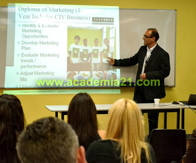 business marketing classes