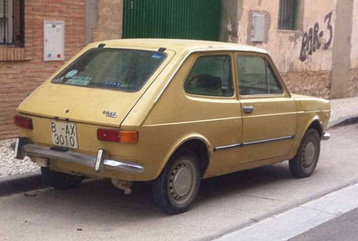 El coche de vuestros viejos - Página 2 Seat+127b