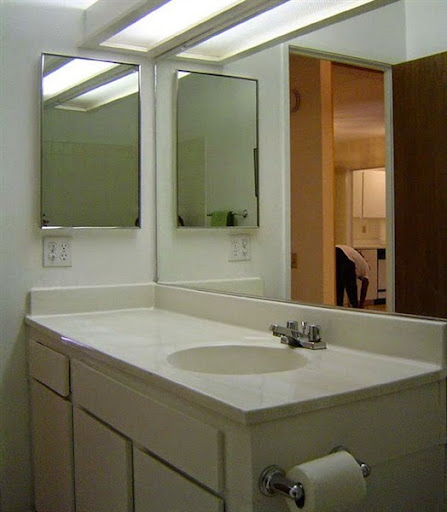 model desain cermin kaca rias atau hias untuk kamar mandi modern model desain cermin kaca rias atau hias untuk kamar mandi modern