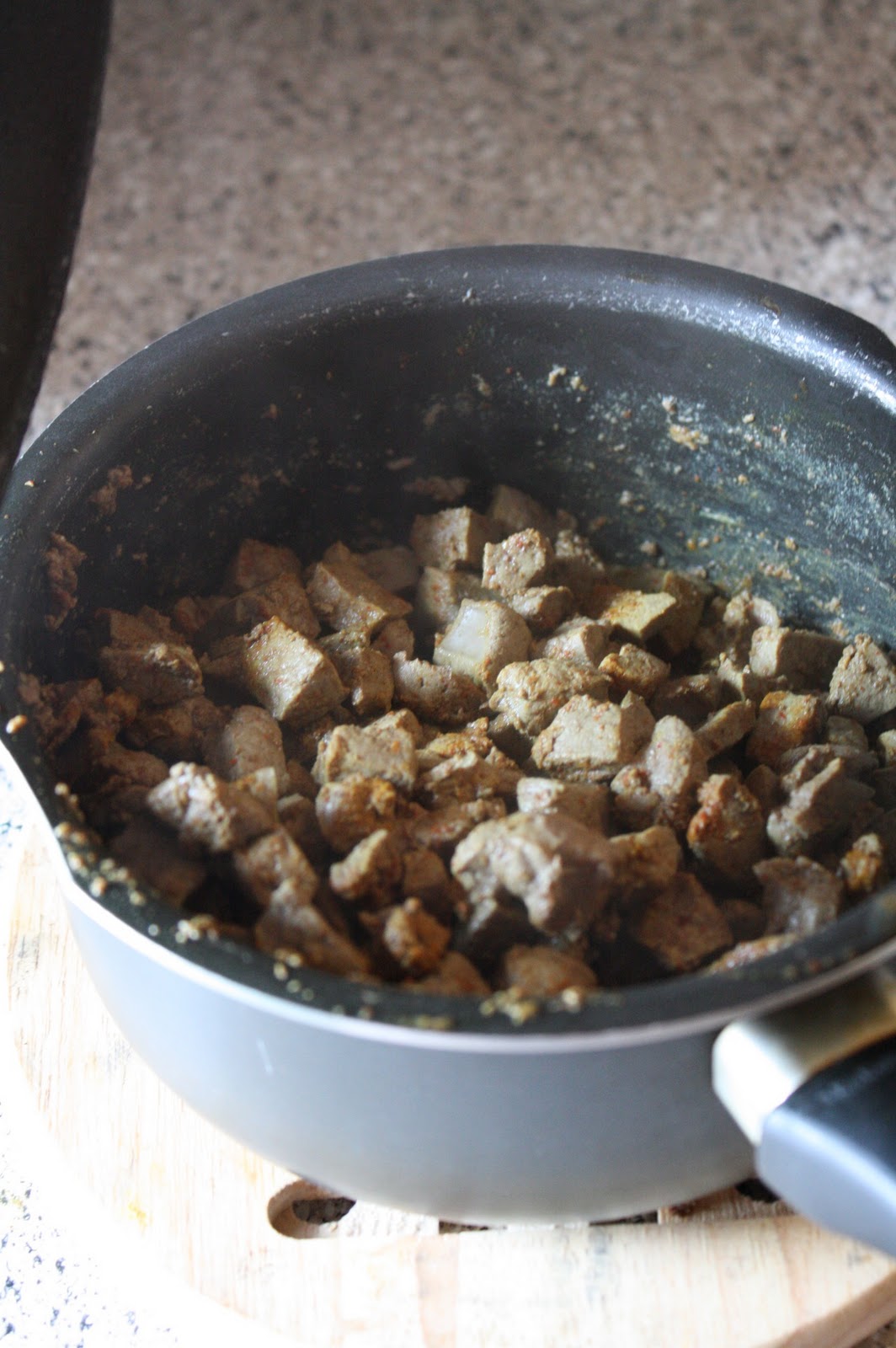 Food beef liver curry