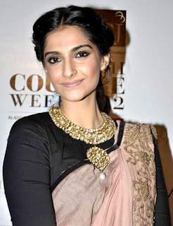 Soonam Kapoor in Saree at Delhi Couture Week 2012