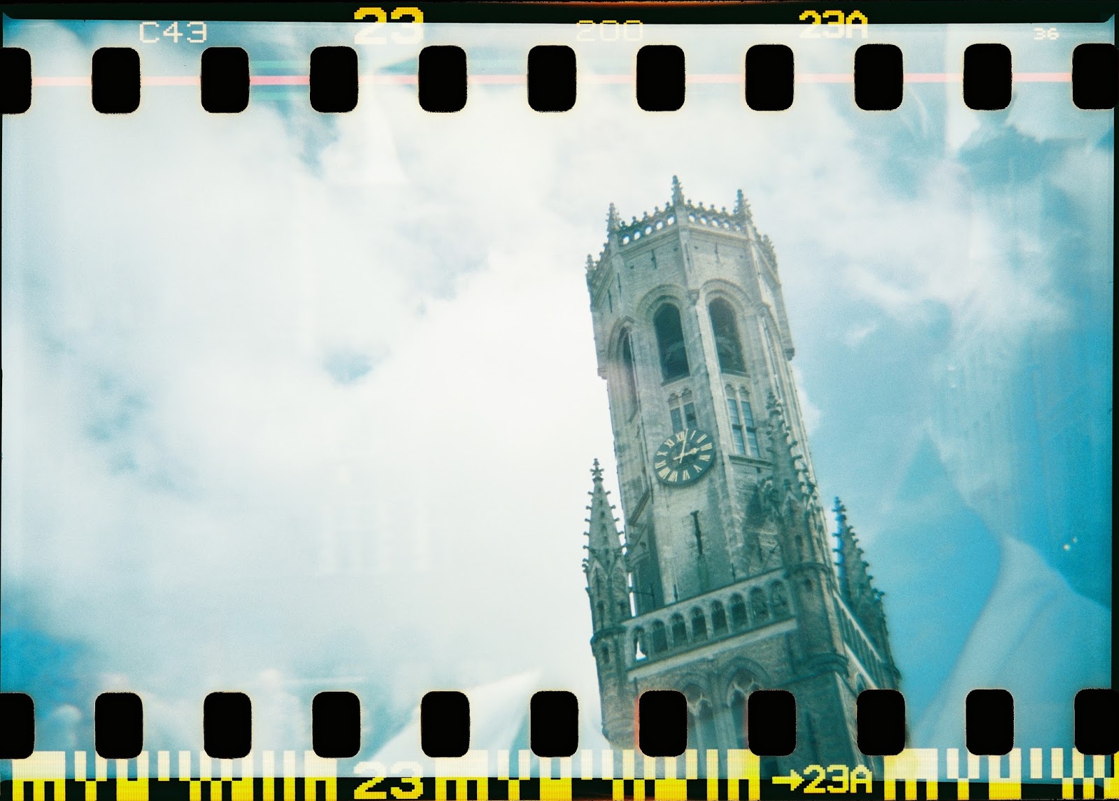 35 MM AND SPROCKET HOLES FLAT 3/6