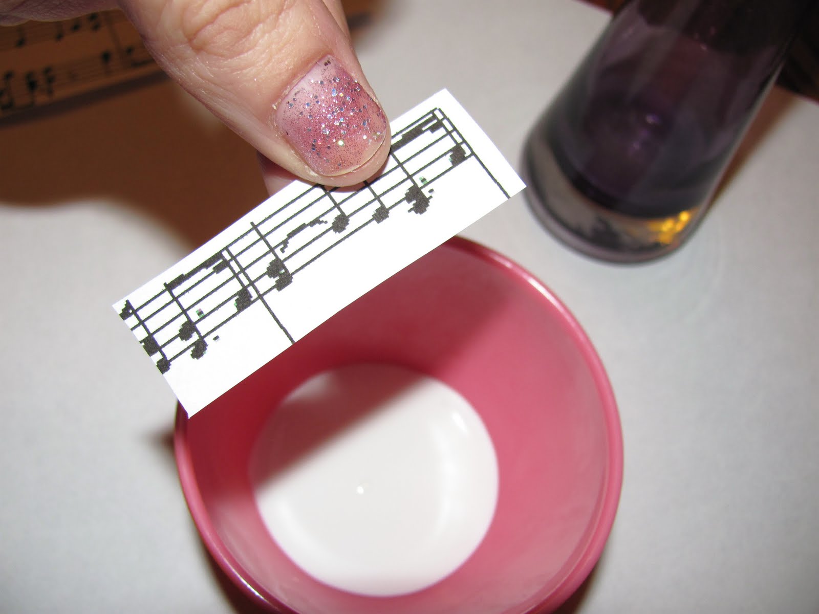 itmom Musical Sheet Vase Tutorial