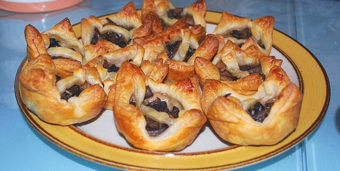 Puffy Mushroom Tarts with Nutmeg and Pepper