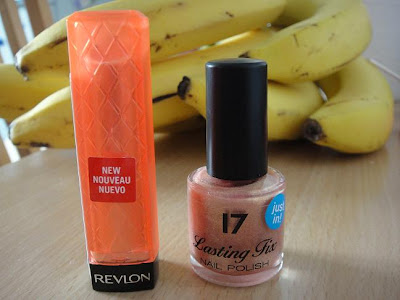 I picked up a 17 Lasting Fix nail polish in Glisten, a new shade, as well