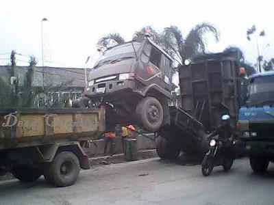 Dump Truck Jumps Dump Truck Jumps