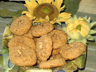 Biscuits à l’avoine et aux noix Biscuits à l’avoine et aux noix