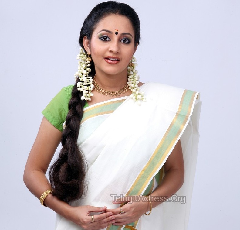 bhama hot