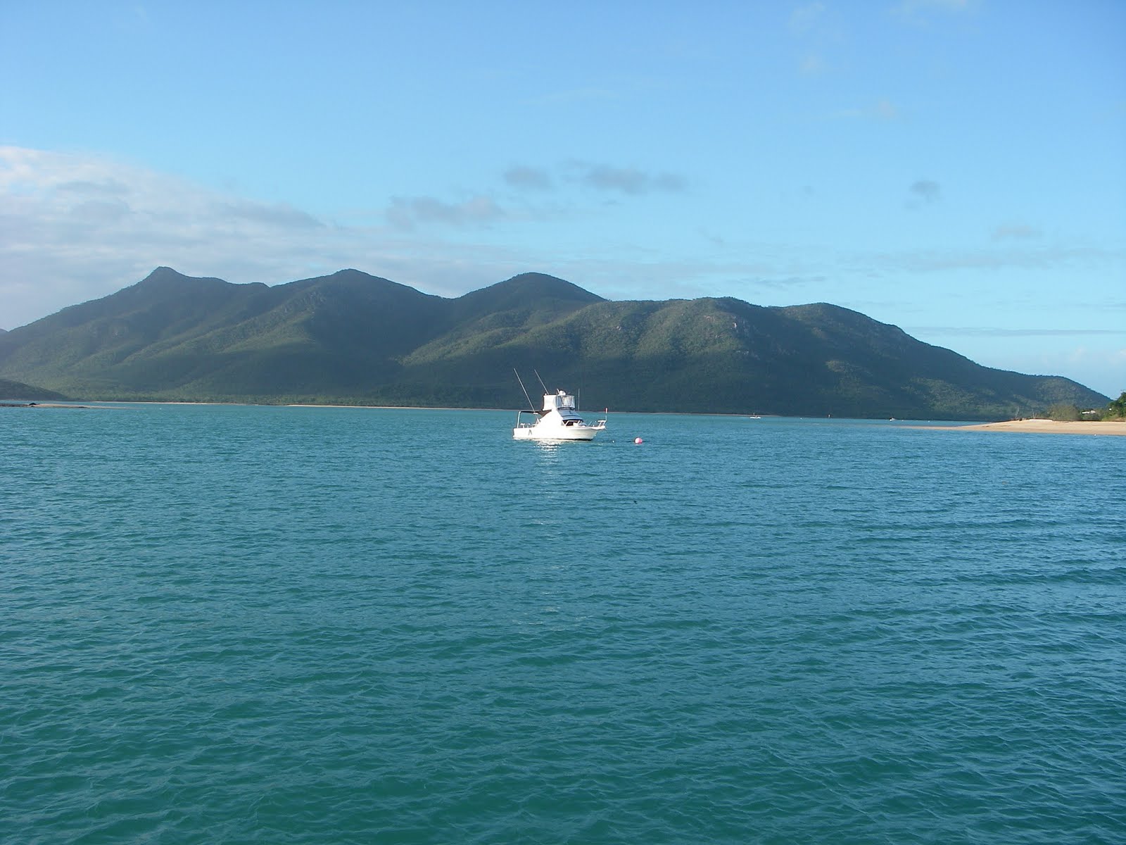 TRUANSEA Airlie Beach to Mourilyan Harbour