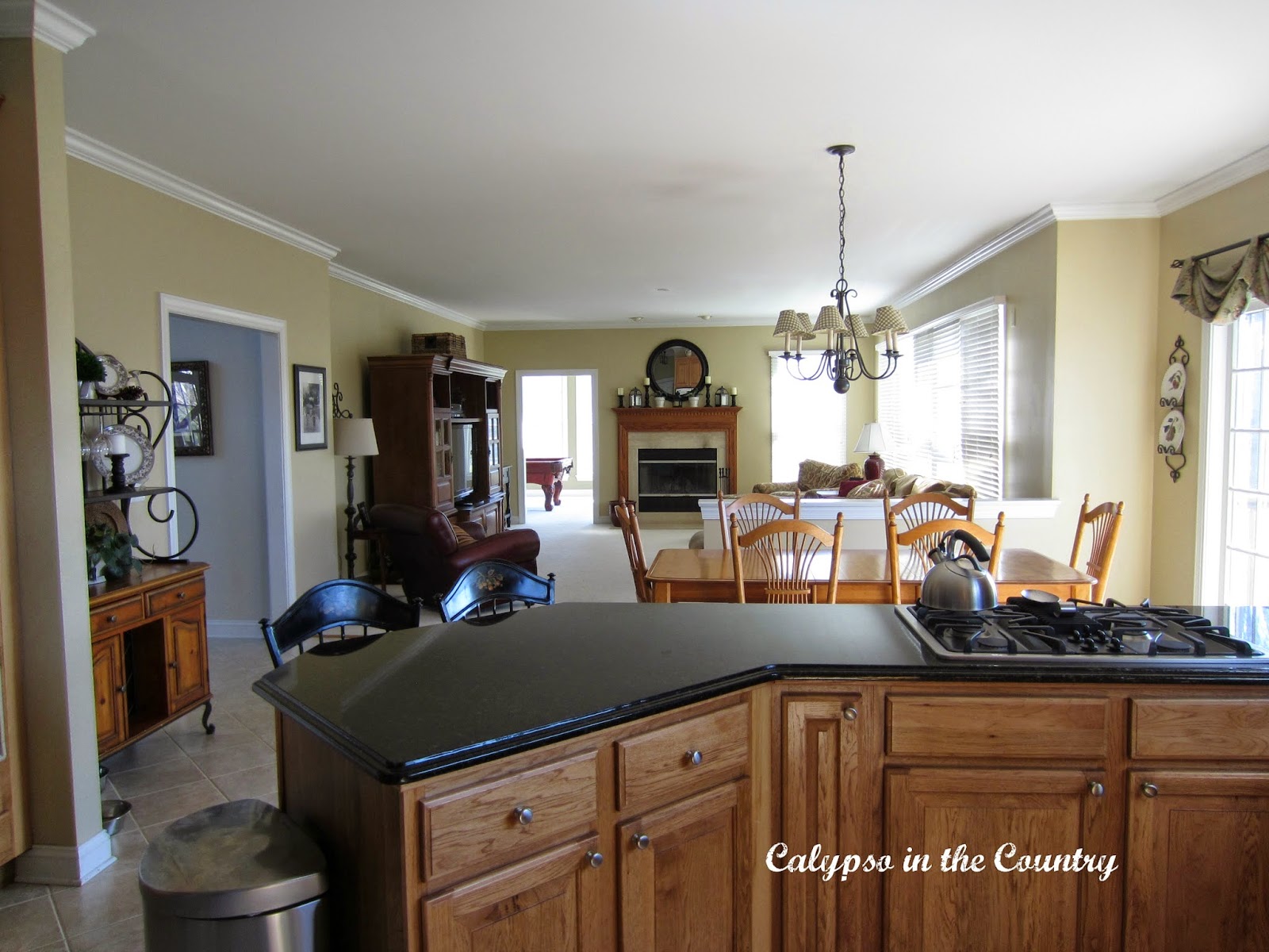 Kitchen cabinet outlets My Family Room and Kitchen