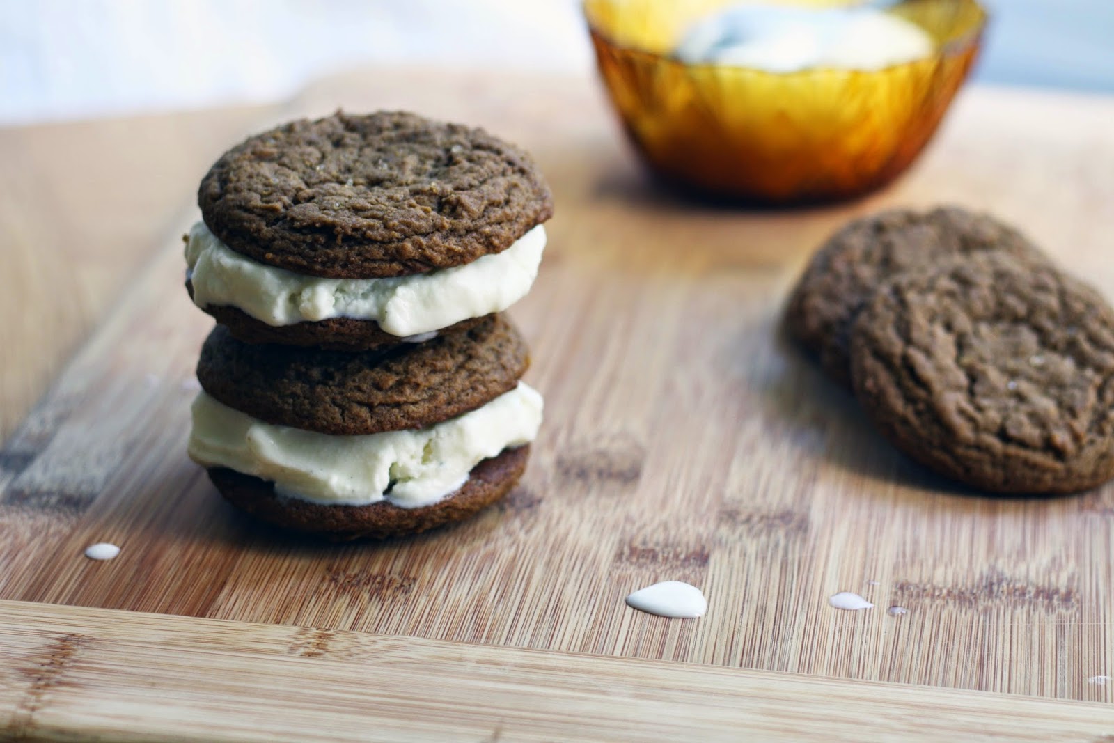 Sevengrams SOFT AND CHEWY GINGER MOLASSES ICE CREAM SAMMIES