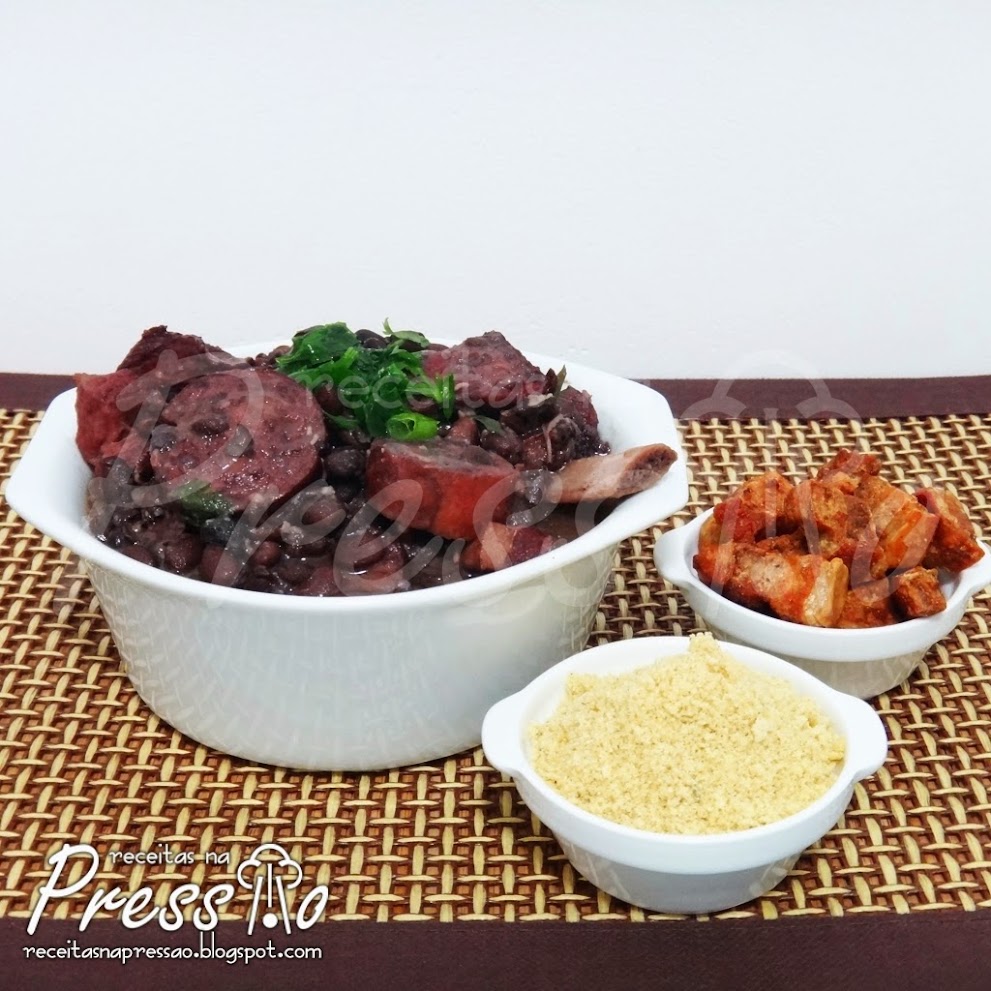 Feijoada Fácil na Pressão