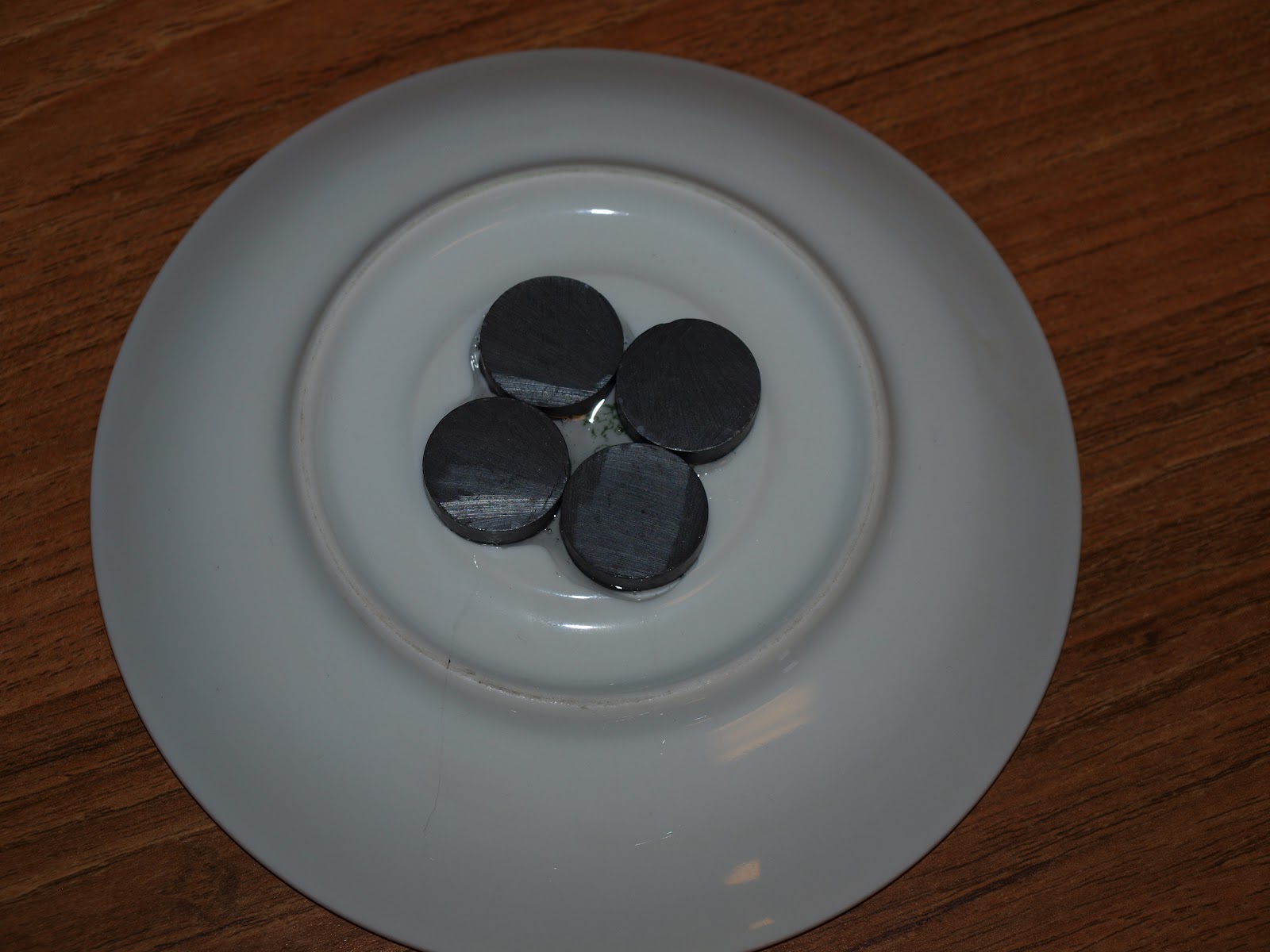 Elemental Carbon Pin Dish // DIY