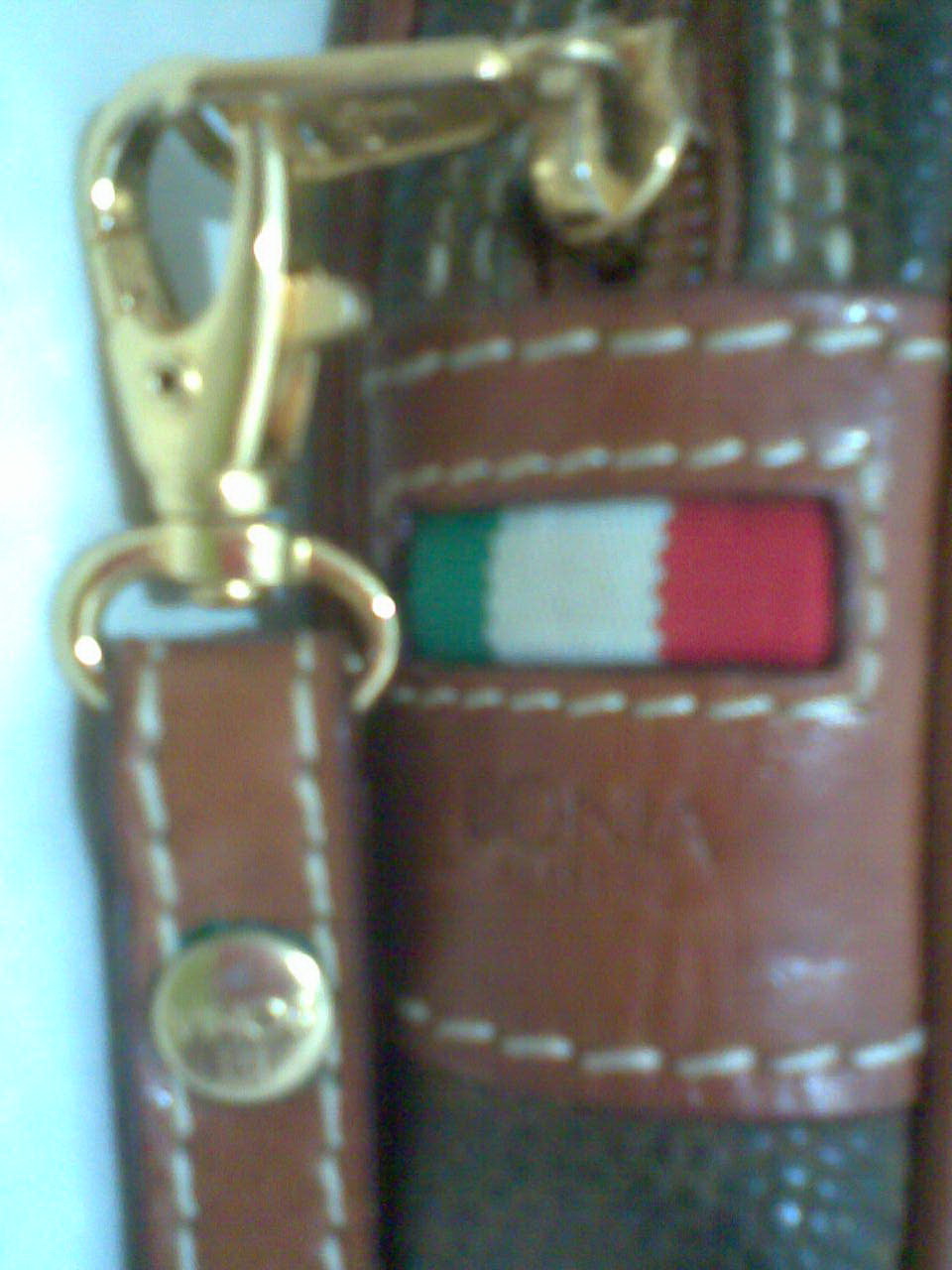secondhand handbag and shoes bonia clutch beg secondhand handbag and shoes bonia clutch beg