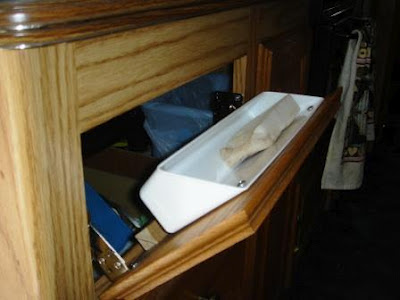 Mounted the drawer tray