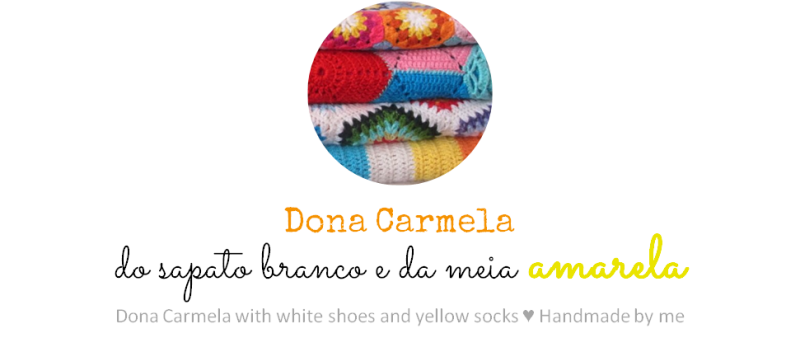Dona Carmela, do sapato branco e da meia amarela