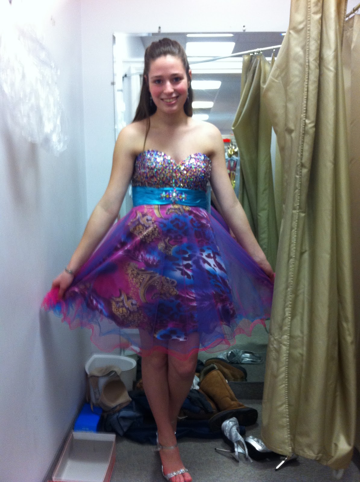 junior year prom dresses