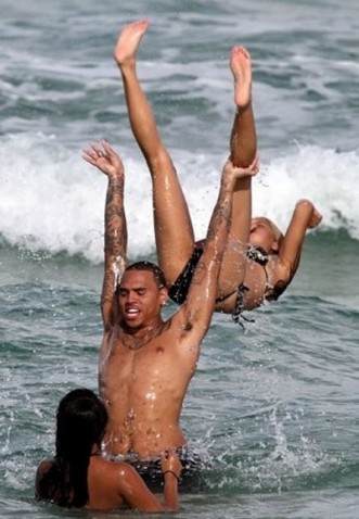 Chris Brown's Girlfriend is Pregnant, it is Karrauche And Not Rihanna,