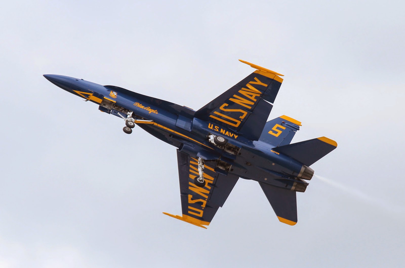 The Aero Experience Blue Angels Arrive for Spirit of St. Louis Airshow