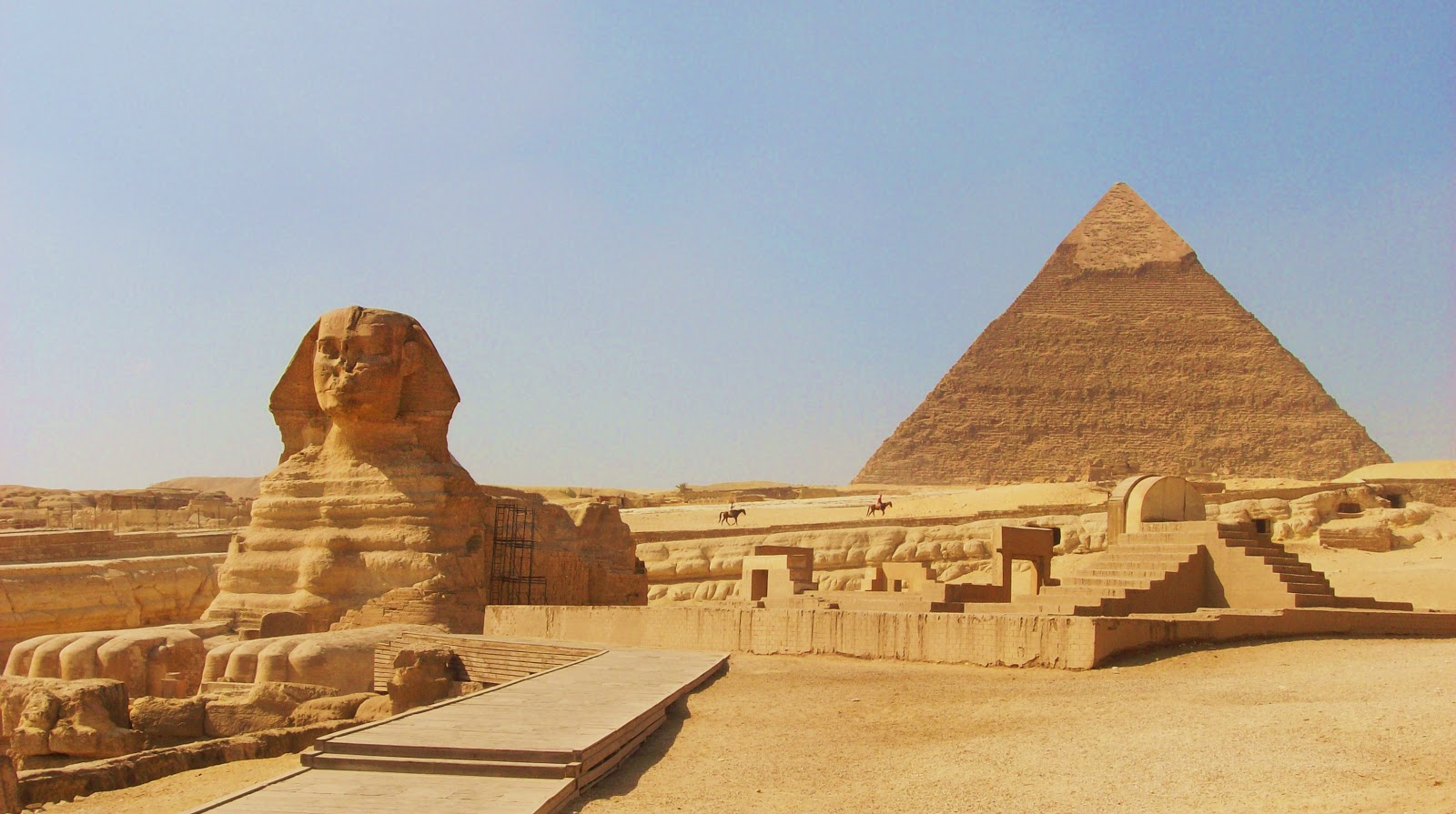 http://4.bp.blogspot.com/-sxkoLy2mTqI/UOMiqHeeWTI/AAAAAAAASP4/VRnmT9JqZcg/s1600/piramides+egipto+(1).jpg