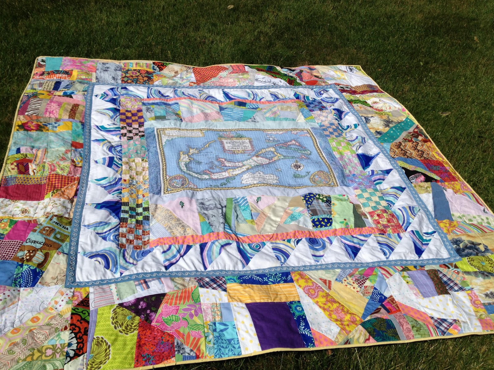 15 minutes play...BumbleBeans Inc. Bermuda Tea Towel Quilt Finish!