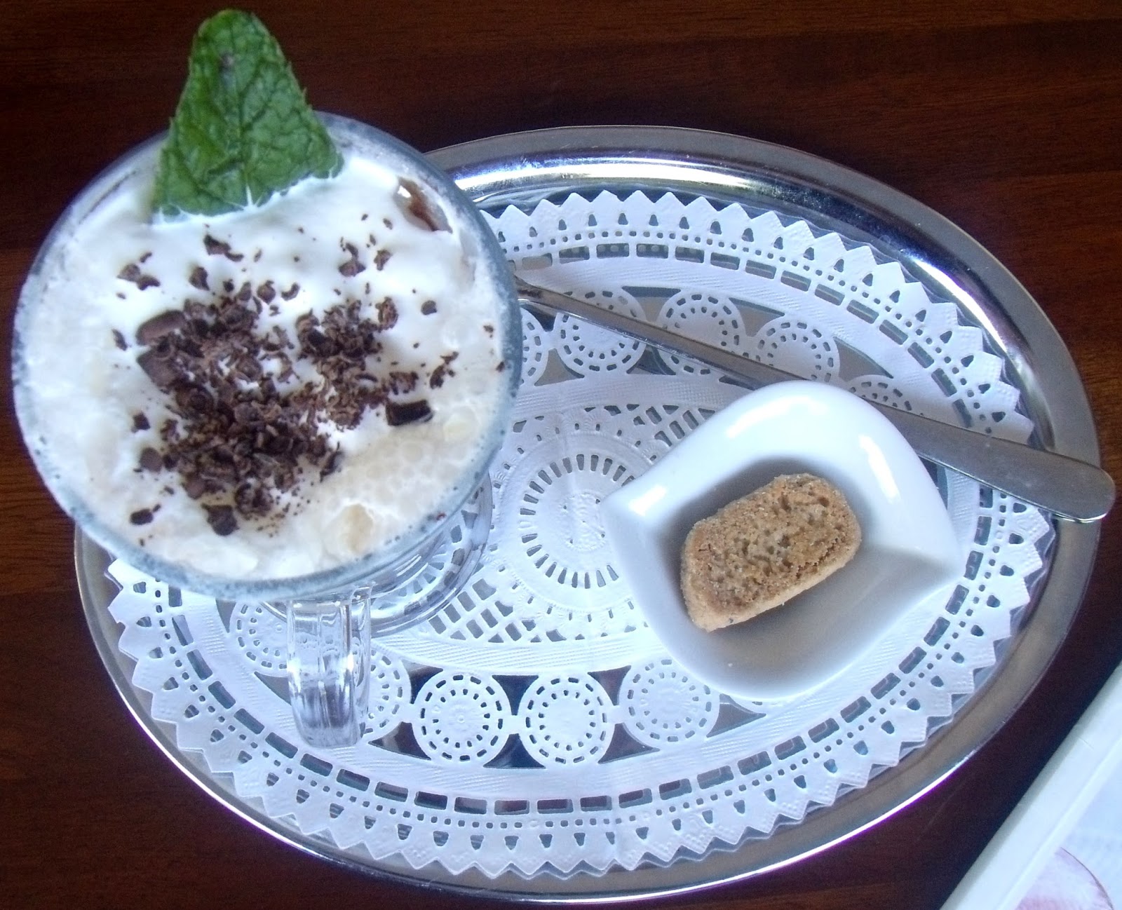 yaşasın yemek yemek ÖZSÜT ATÖLYE�ye gittik…