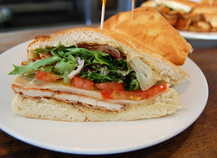 ROSTI TUSCAN KITCHEN Crispy Chicken Honey Mustard Sandwich