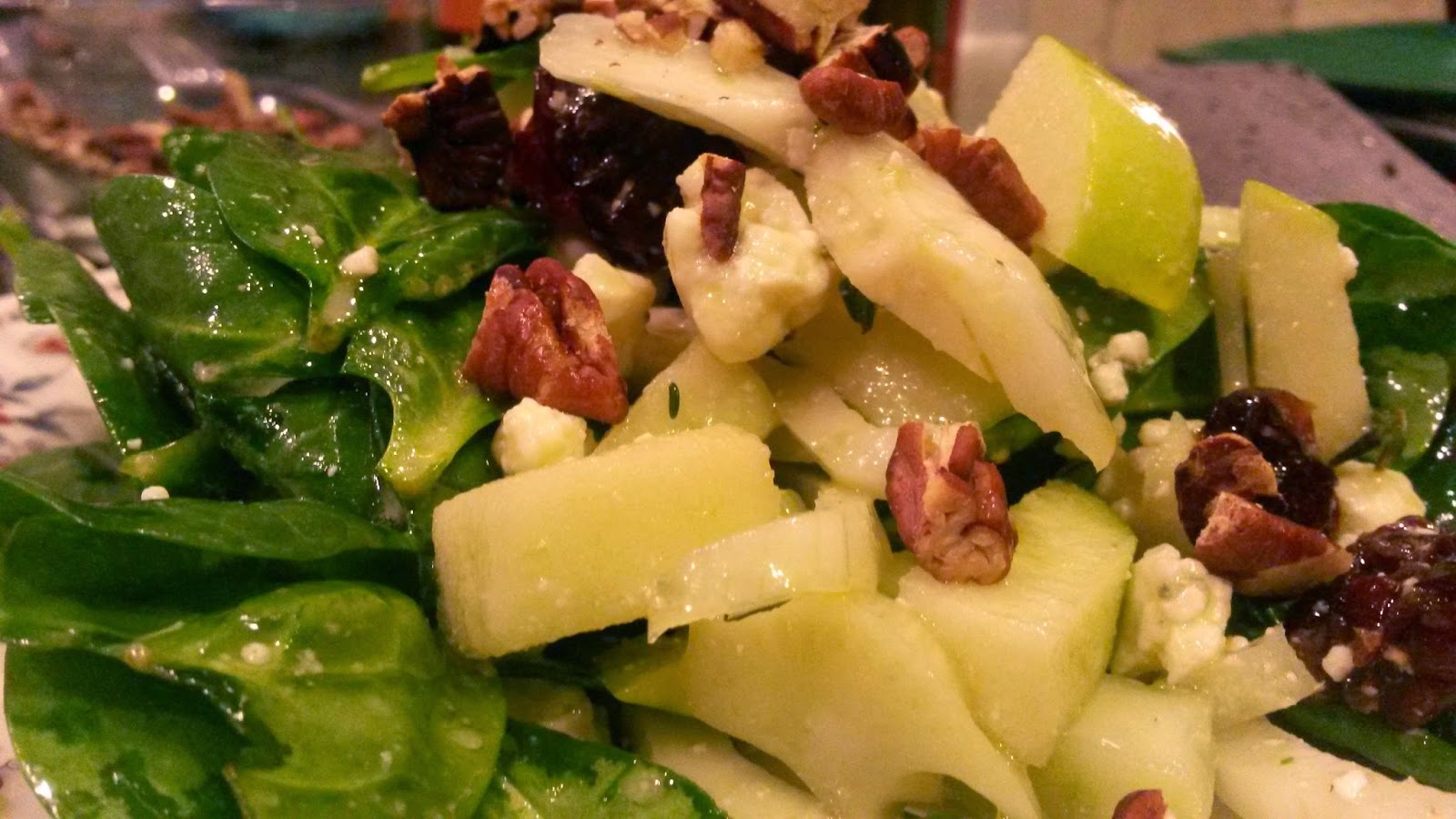 The Delightful Fennel Apple Spinach Salad with Blue Cheese, Cherries and Pecans