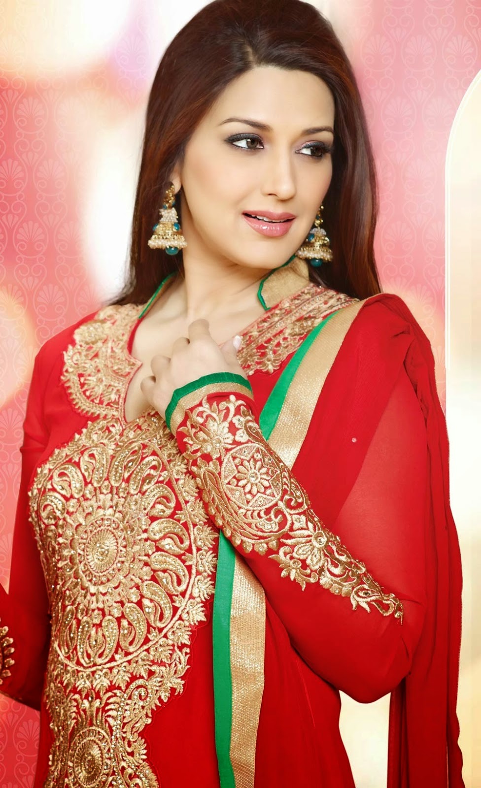 pictures of sonali bendre