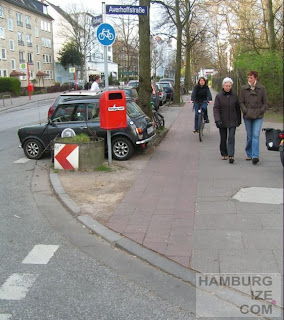 © hamburgize.com / Stefan Warda "Radweg" Hofweg / Averhoffstraße
