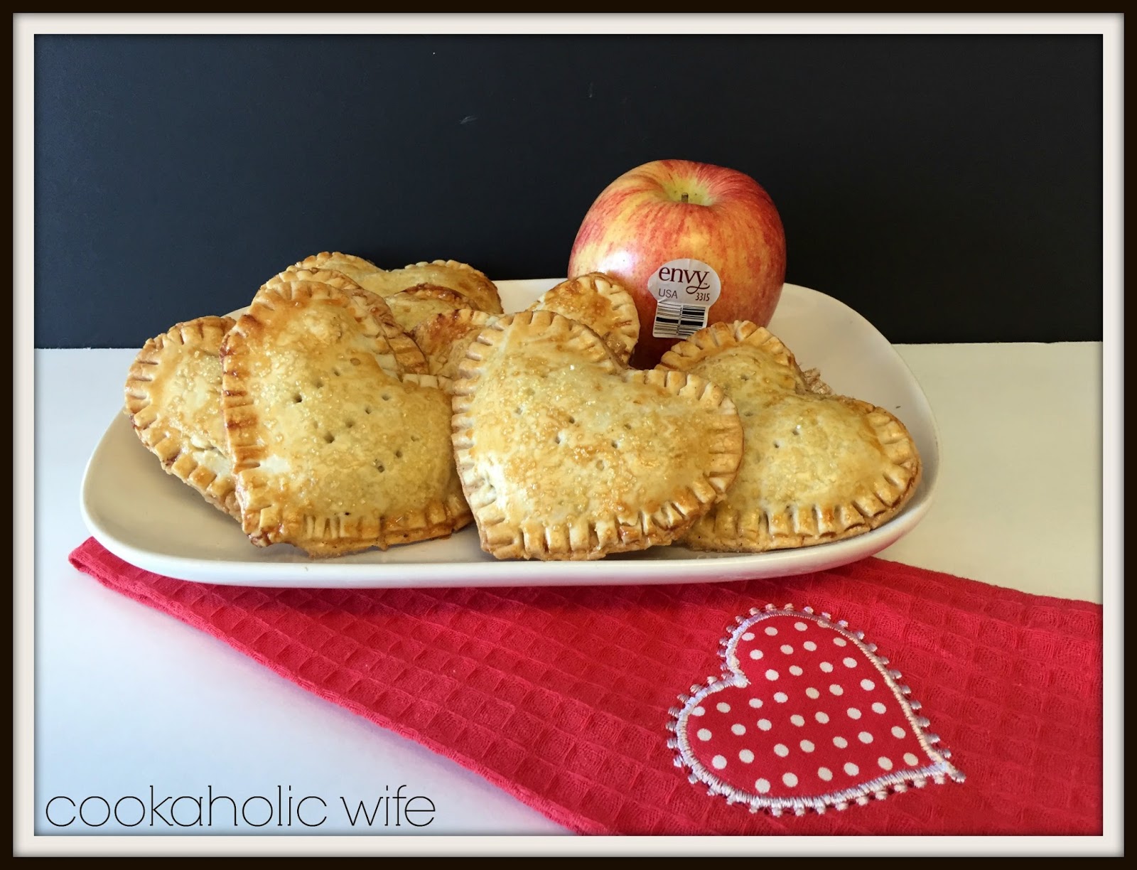 FreshTastyValentines Heart Shaped Apple Hand Pies Cookaholic Wife