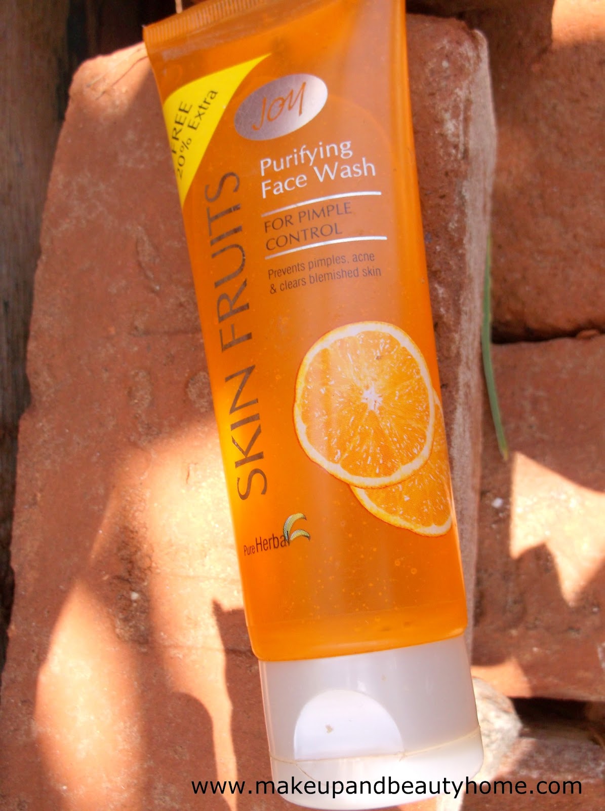 Joy Skin Fruits Purifying Face Wash Review