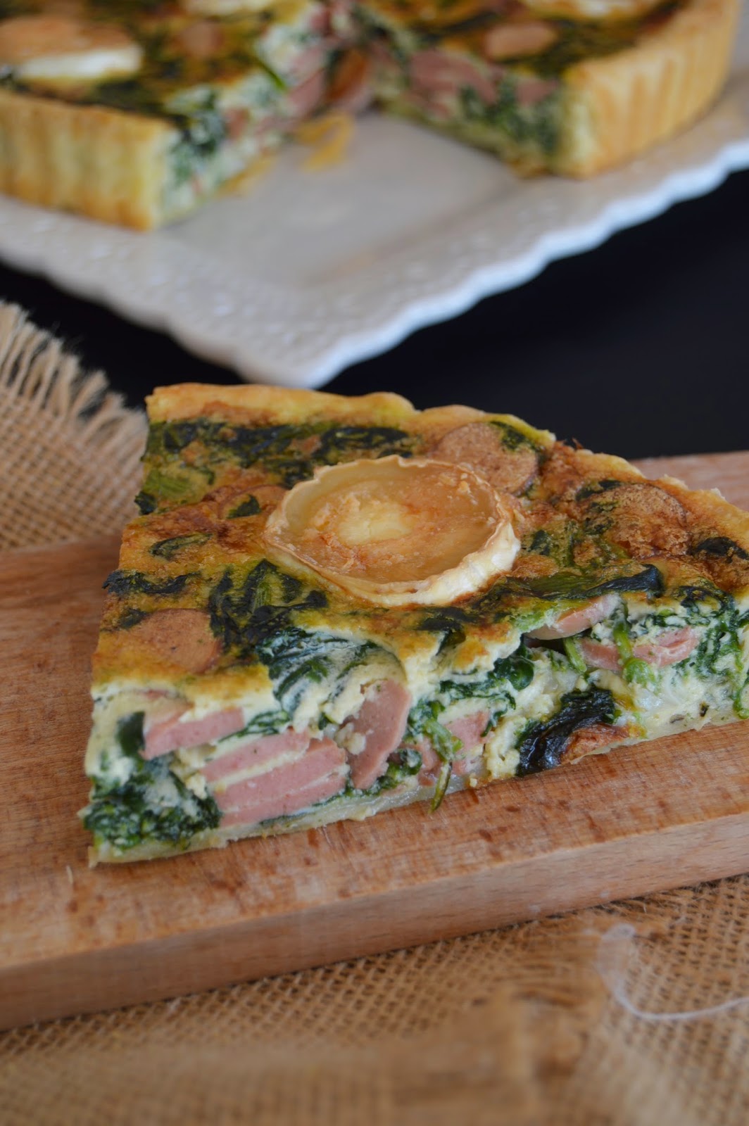 Quiche De Espinacas, Queso De Cabra Y Salchichas Frankfurt - Baja En Lactosa -
