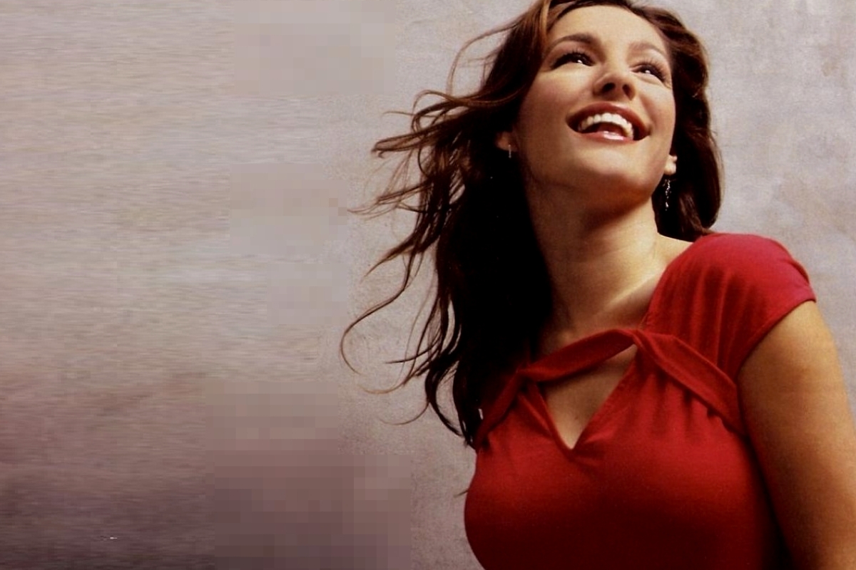 http://4.bp.blogspot.com/-t0UGgx1u9zM/T6aa2IkbuJI/AAAAAAAACQc/wCWjZRLSc-U/s1600/Kelly-Brook-2.jpg