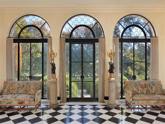 The Devoted Classicist More on Guigne Court