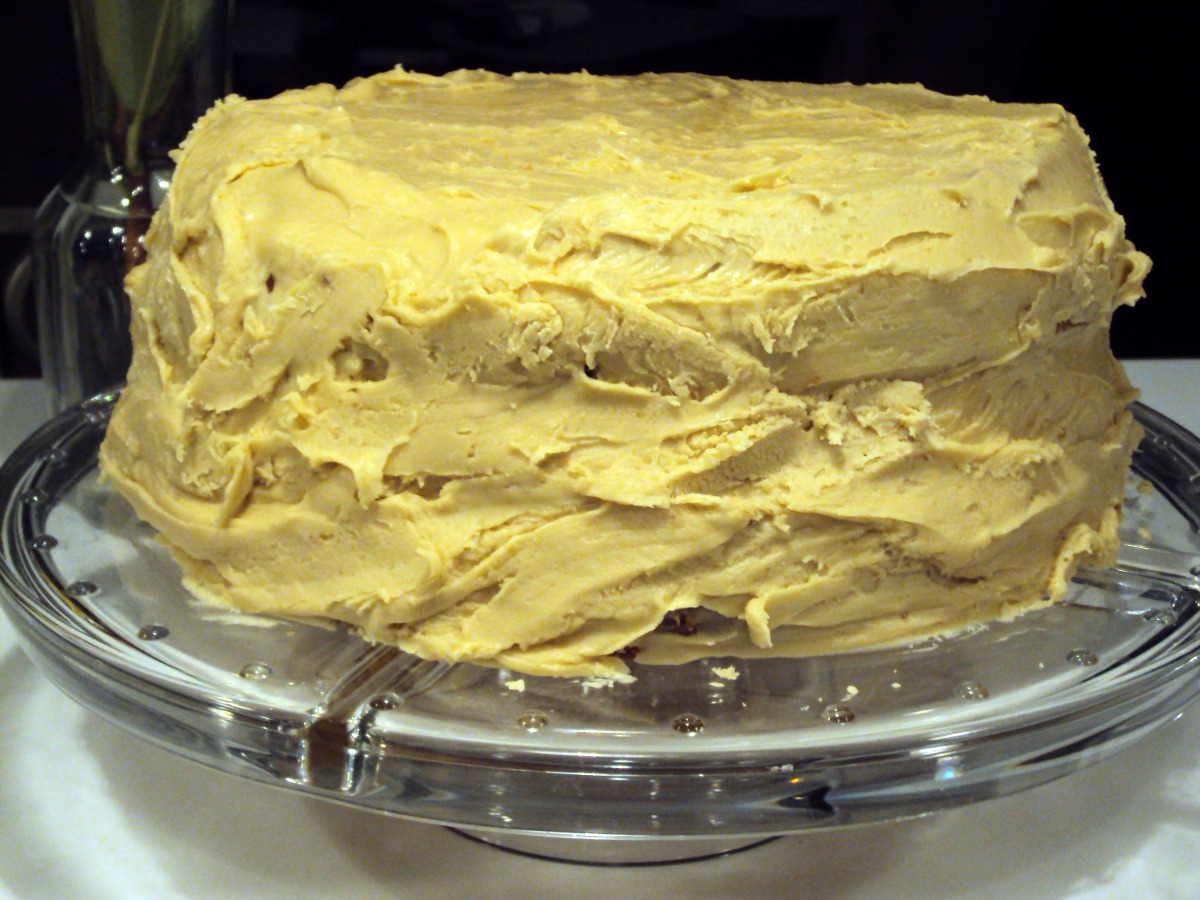 Light of the Home Paula Deens Caramel Cake