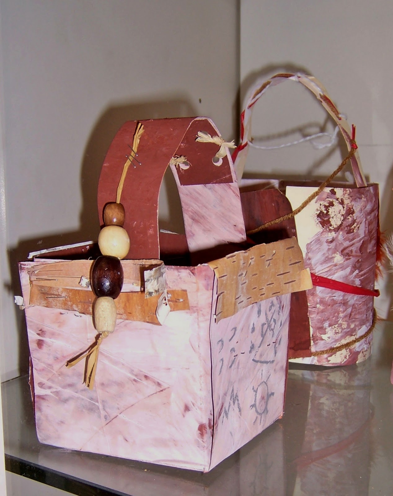 art & ideas that grow Birch BaRk BasKets