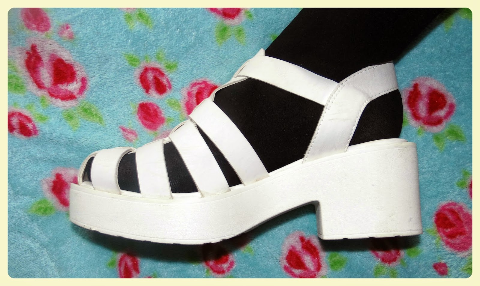 how to wear caged sandals geminemie vintage ways to wear caged sandals how to wear caged sandals geminemie vintage ways to wear caged sandals