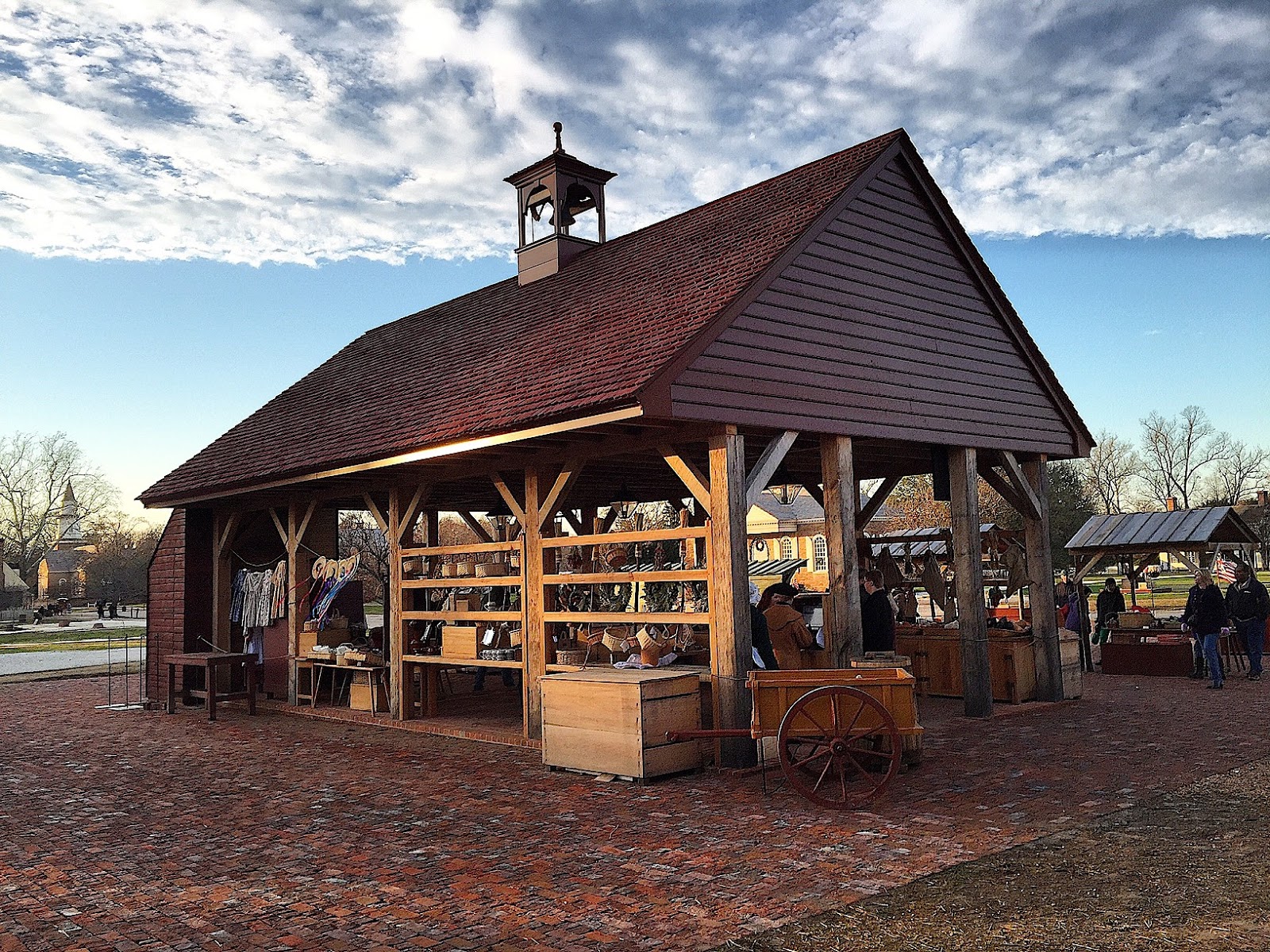 Orange explains it all Colonial Williamsburg Holiday