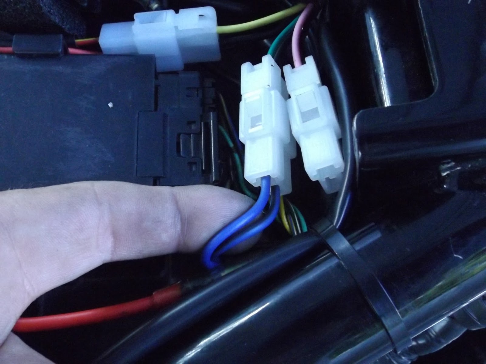 Voltage drop at the Headlight Bulb - Perserve those switches. - Honda