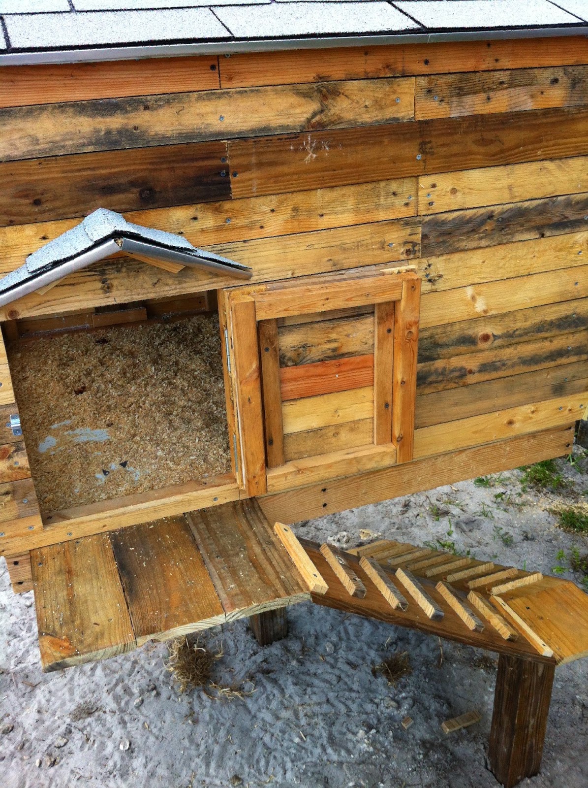 Very South Detroit The Chicken Coop..