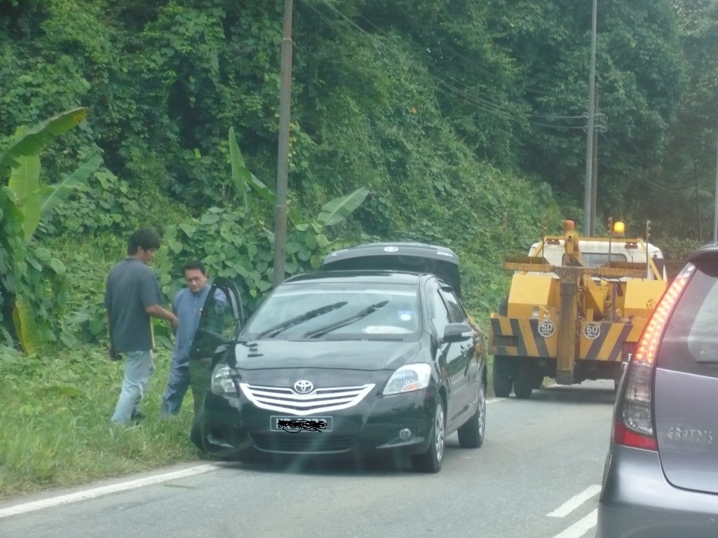 Brunei Fire&Rescue Department Appliances Accident at Sinaut