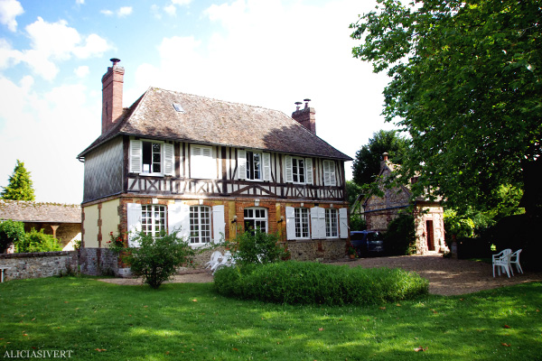aliciasivert, alicia sivertsson, frankrike, france, normandy, normandie, hus, house, la saussaye