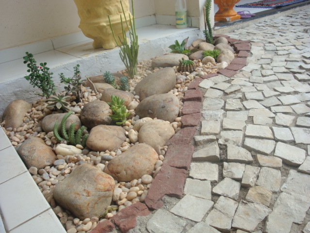 pedras grandes jardim:Meu Jardim é Assim: Um jardim à prova de cachorro. pedras grandes jardim:Meu Jardim é Assim: Um jardim à prova de cachorro.